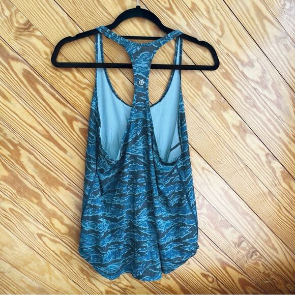 Lululemon Tech Mesh Singlet Tank Blue Camo - Picture 3 of 6